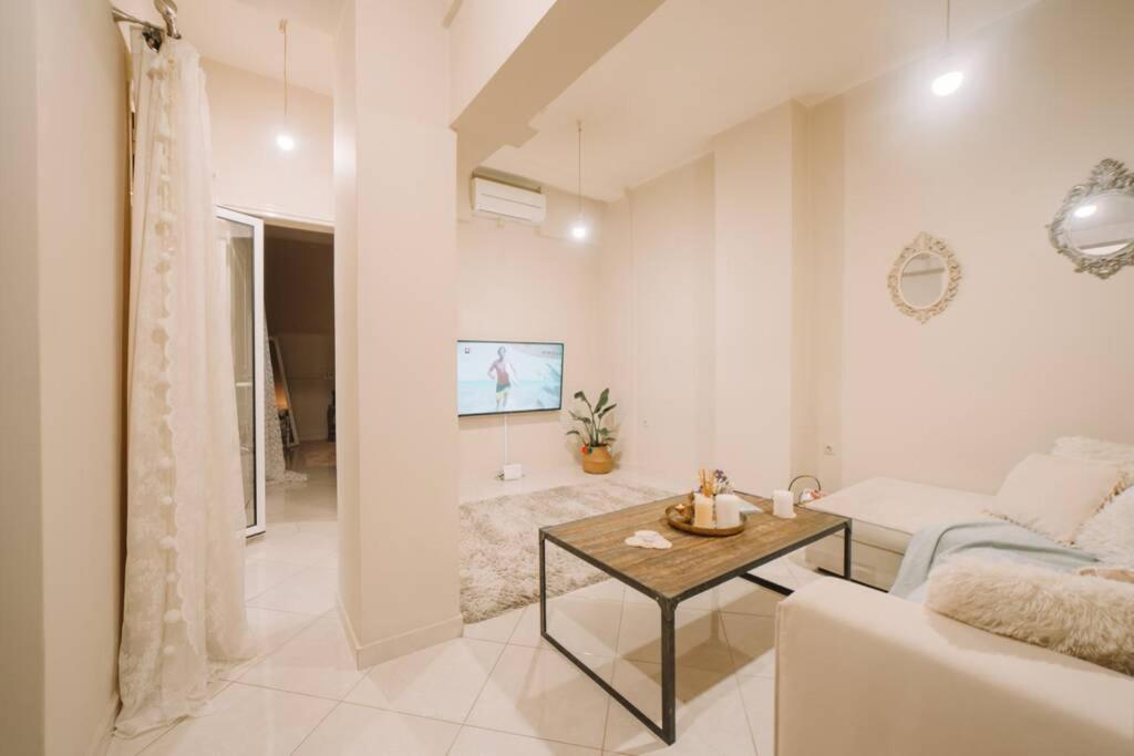 Debbies House Apartment Kalamata Exterior foto